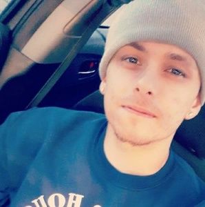 Meet your Posher, Jonny